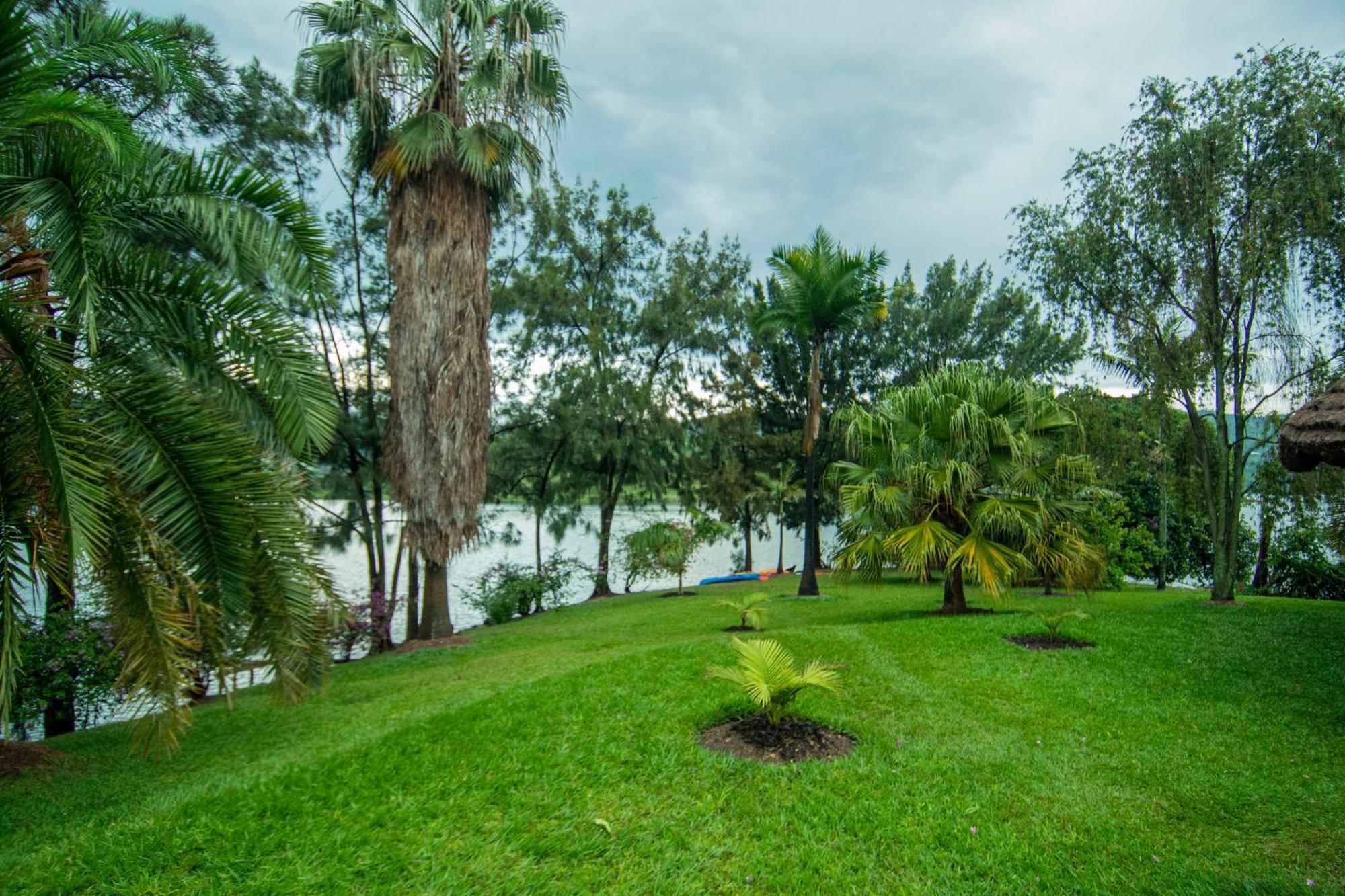 Paradise Malahide Hotel Gisenyi Exterior photo