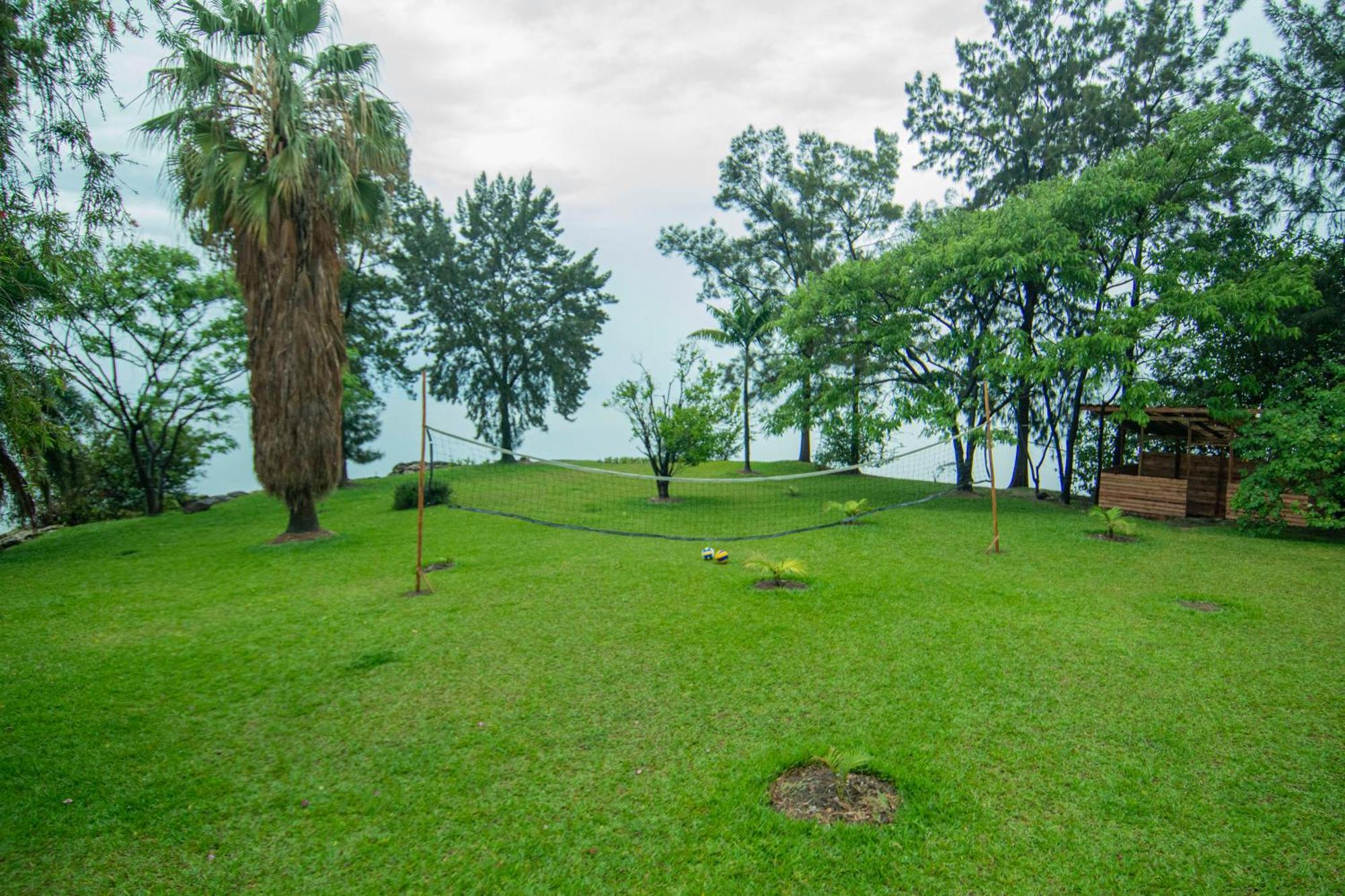 Paradise Malahide Hotel Gisenyi Exterior photo